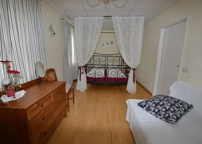 Reiterbauernhof Schoenlehenhof Feriegård *