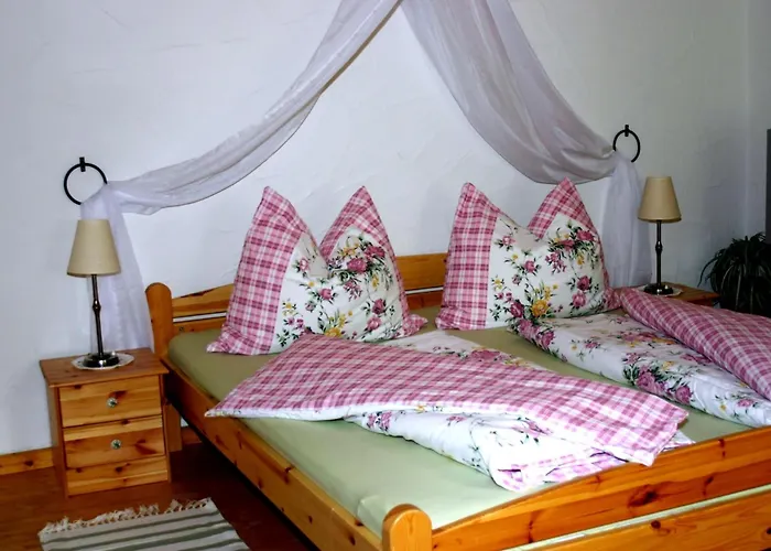 Feriegård Reiterbauernhof Schoenlehenhof *