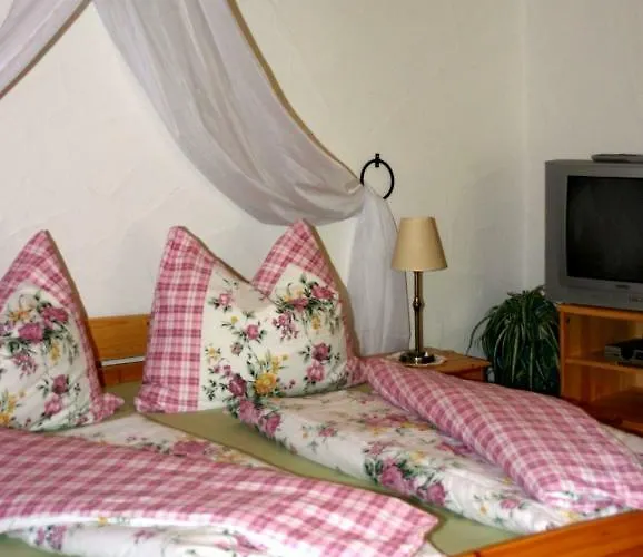 Reiterbauernhof Schoenlehenhof Mank