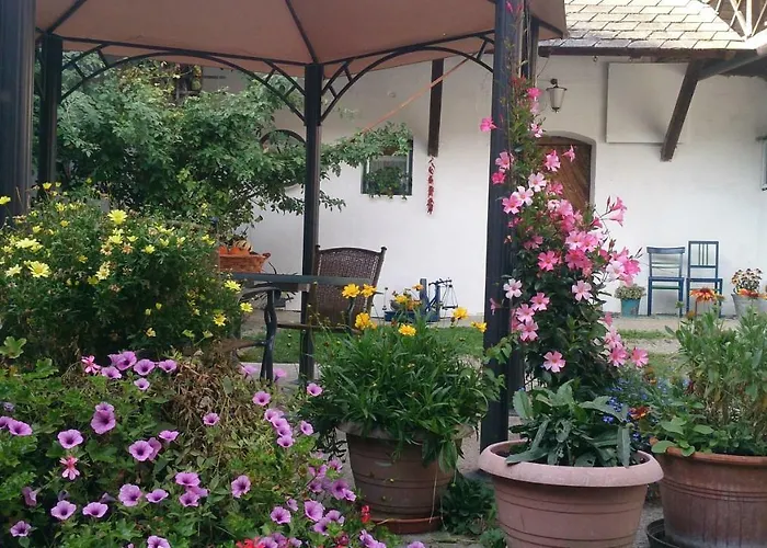 Reiterbauernhof Schoenlehenhof Feriegård *